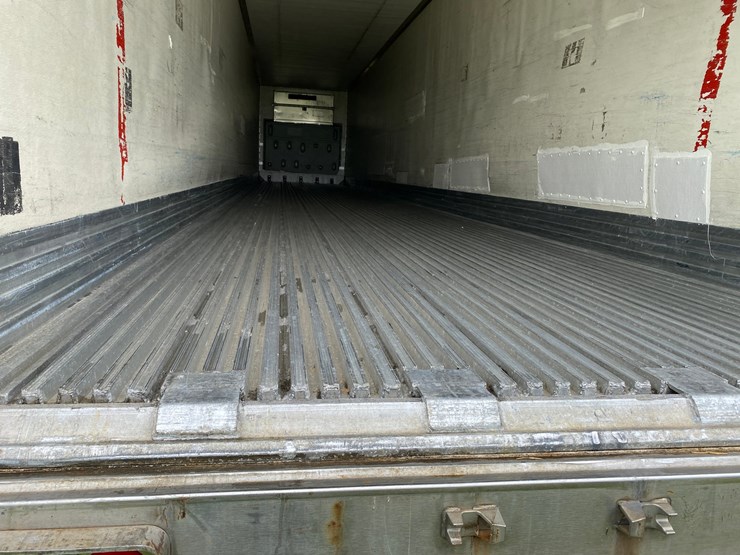 2005-utility-3000r-reefer-image-9