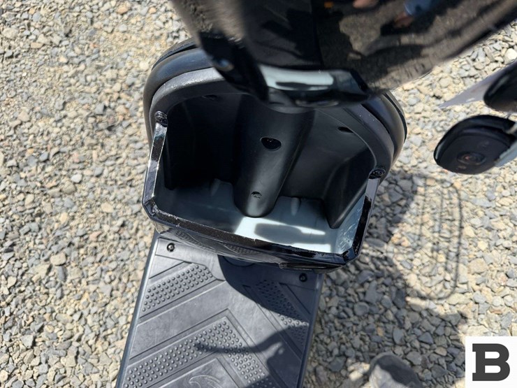2026-sdlanch-two-wheeled-electric-vehicle-image-8