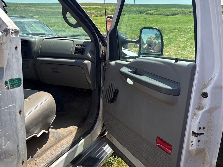 1999-ford-f250-xl-image-43