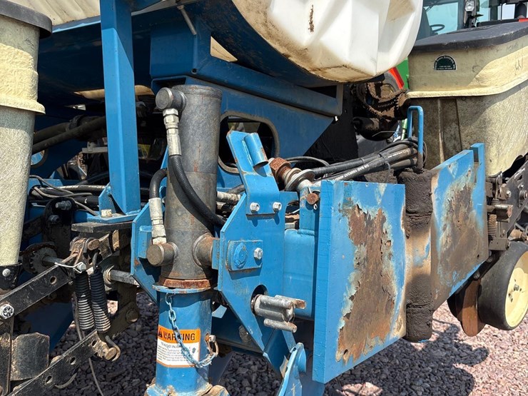 kinze-2210-image-31