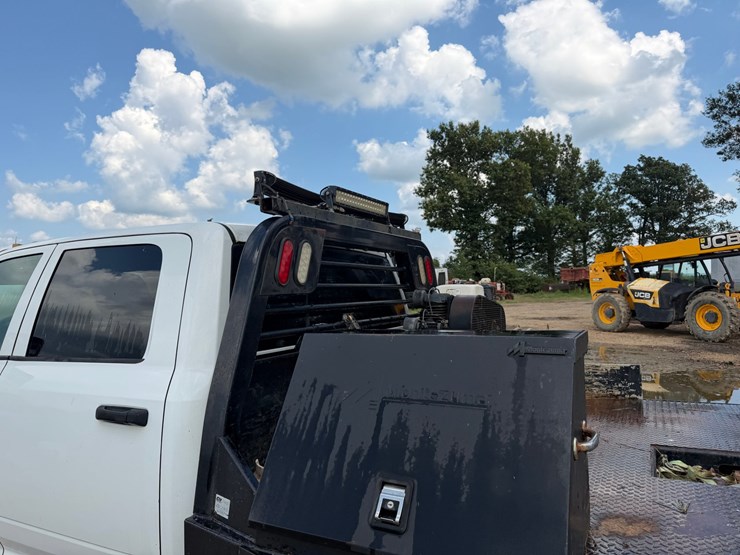 2014-dodge-3500-image-20