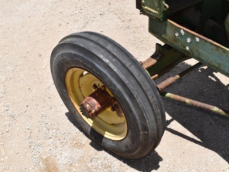 john-deere-a-image-12