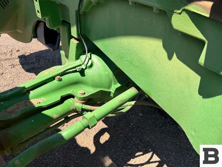2007-john-deere-8330-image-16