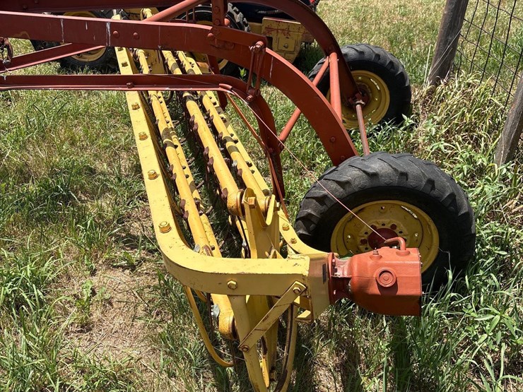 new-holland-55-image-10