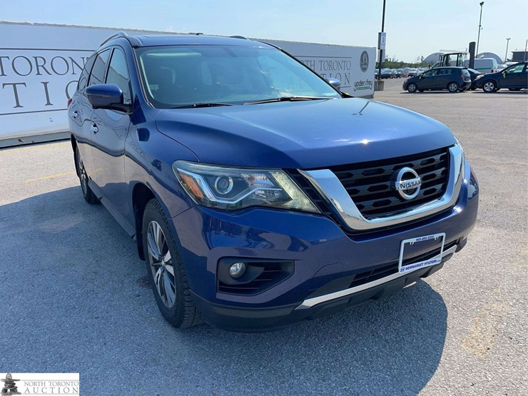 2017-nissan-pathfinder-image-3