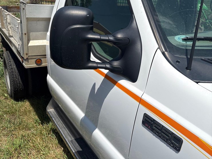 1999-ford-f250-xl-image-32
