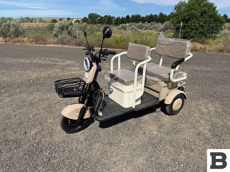 2026-sdlanch-irgc40-mini-golf-cart-image-2
