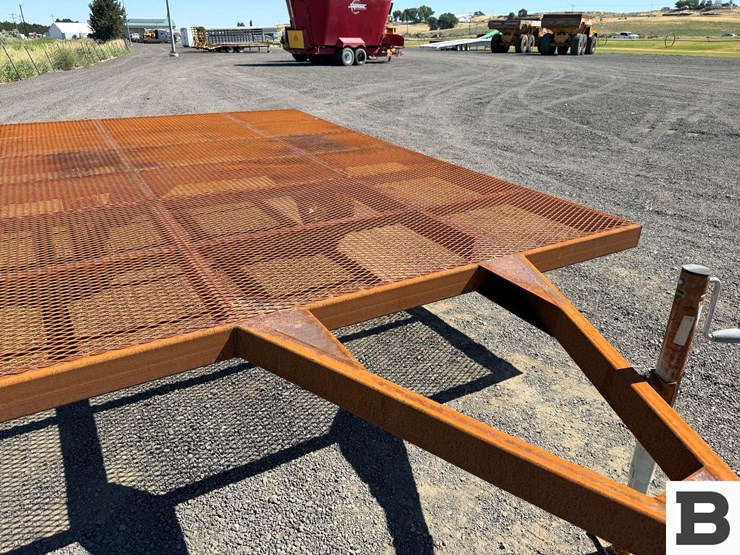 8'-x-12'-produce-bin-cart-image-8