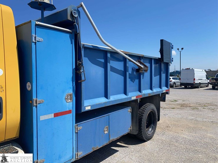 2010-international-durastar-4300-image-18