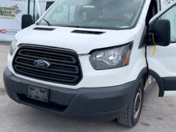2017-ford-transit-image-9