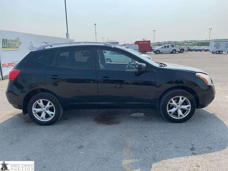 2009-nissan-rogue-image-4