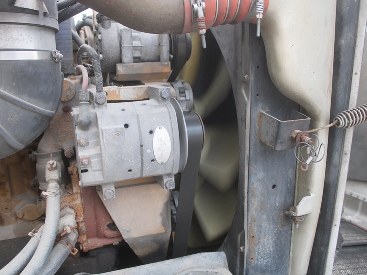 2006-peterbilt-379x-image-106