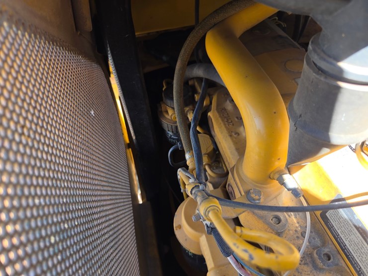 deere-650h-lt-image-19