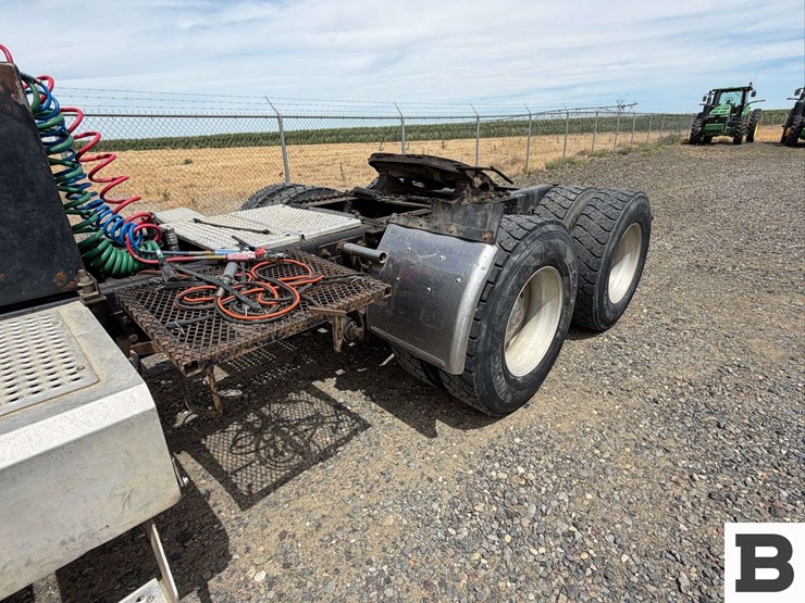 2007-international-9400i-tractor-truck---boardman,-or-image-15