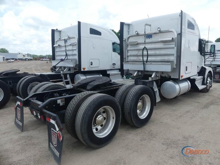 2022-kenworth-t680-image-2