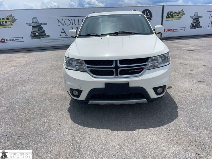 2012-dodge-journey-image-2