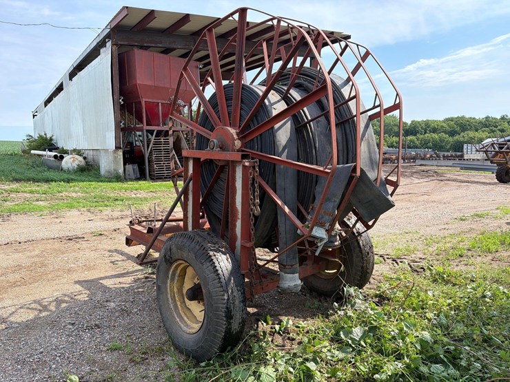 manure-hose-reel-cart-&-hose-image-6