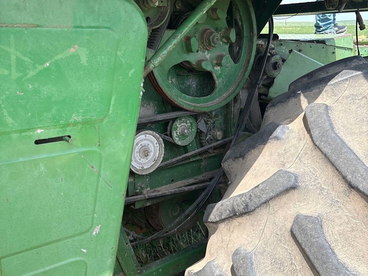 john-deere-6600-image-75