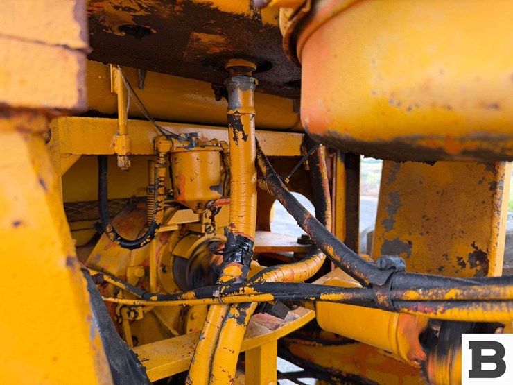 champion-d-600b-motor-grader-image-36