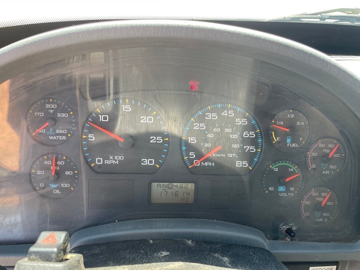 2003-international-durastar-4400-image-15