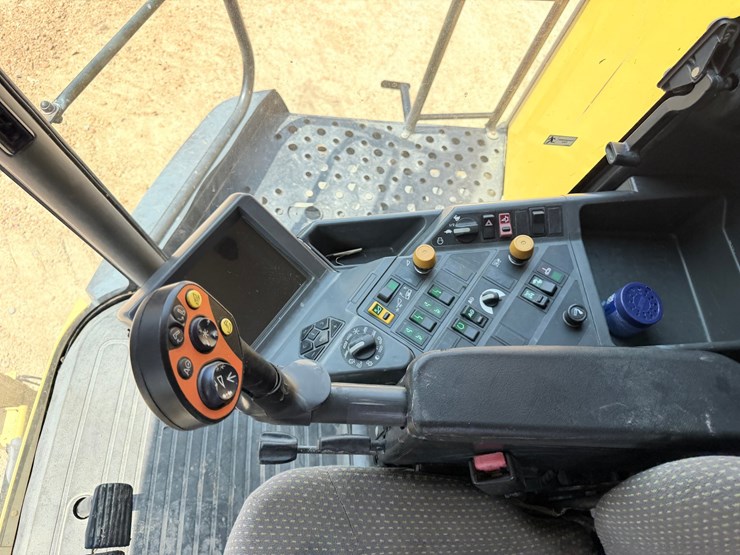 lexion-575r-image-139