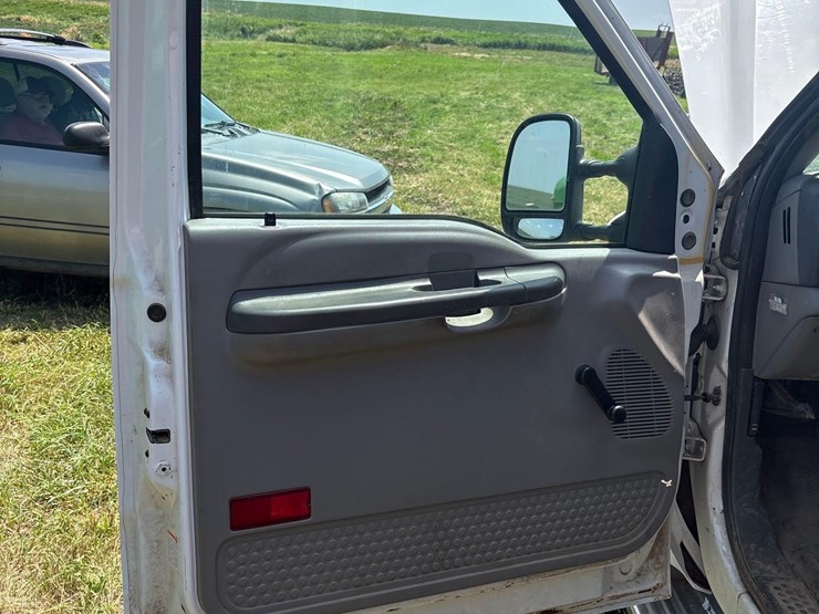 1999-ford-f250-xl-image-53