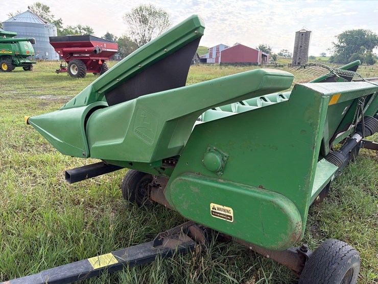 john-deere-8row30-corn-head-image-15