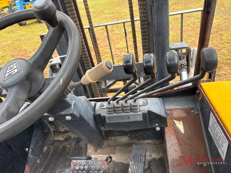 2018-jcb-940-image-18
