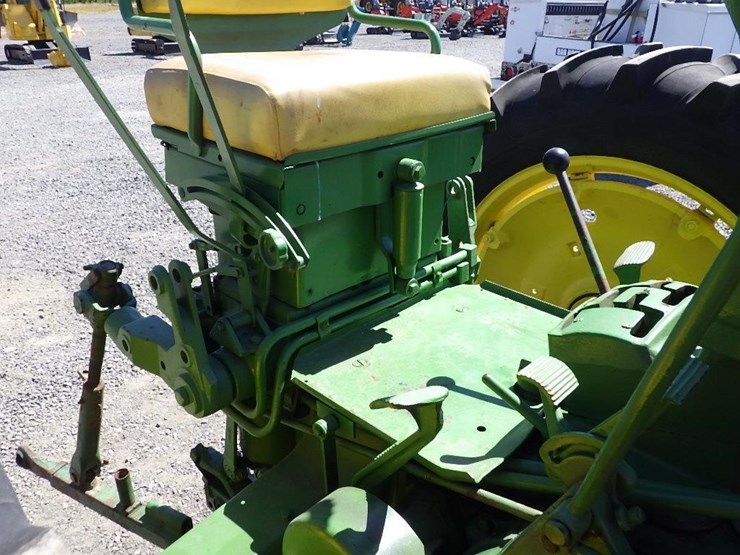 john-deere-630-image-11