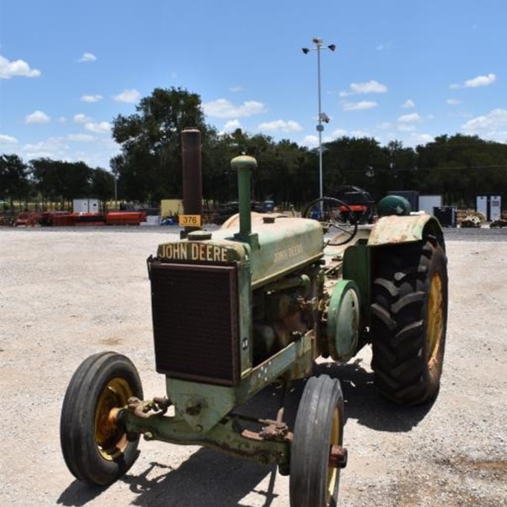 JOHN DEERE A