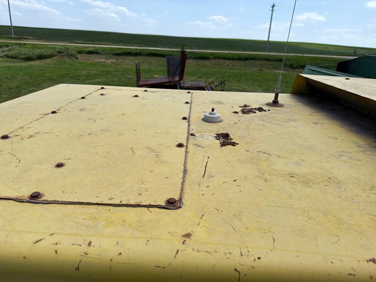 john-deere-6600-image-16