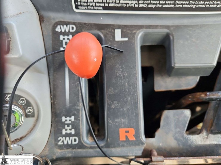 2012-kubota-rtv1100-image-19