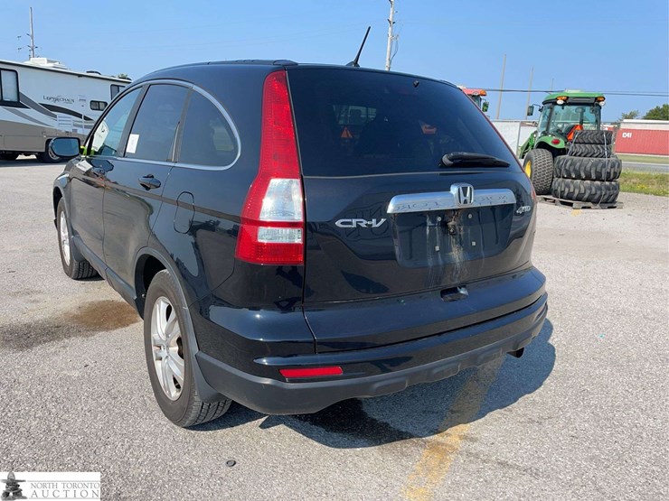 2011-honda-crv-image-7