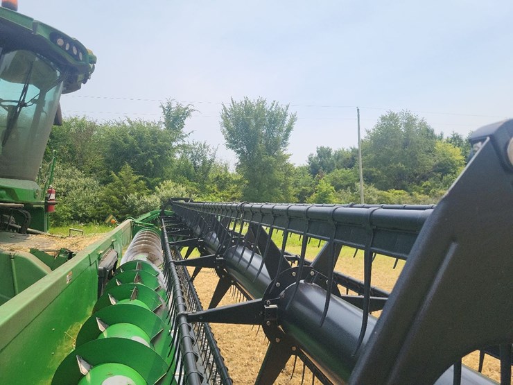 john-deere-635f-image-26