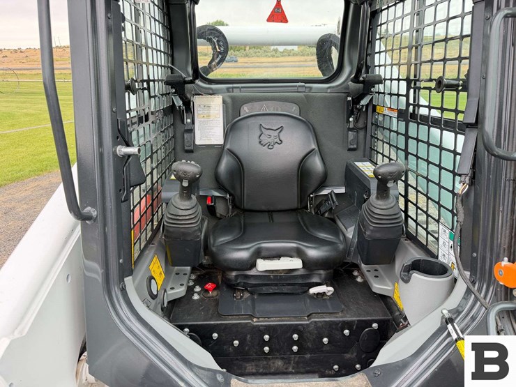 2024-bobcat-t650-image-45