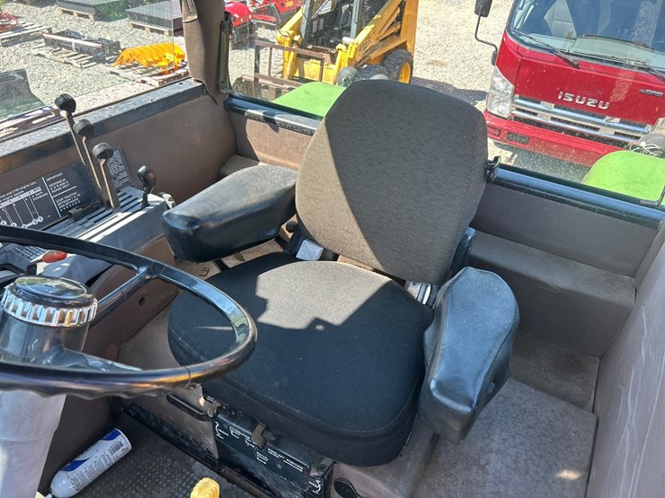 john-deere-8450-image-56