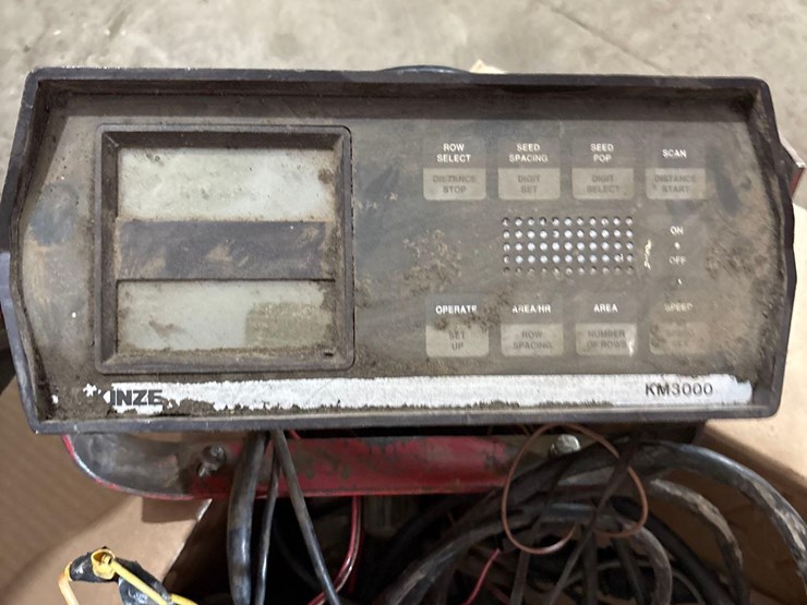kinze-2210-image-50