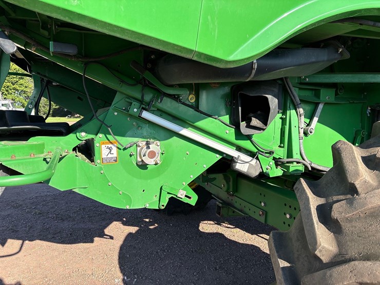 2012-john-deere-s680-image-45