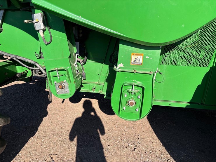 2012-john-deere-s680-image-39