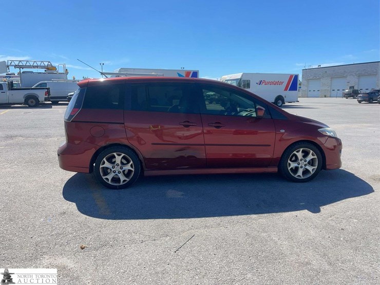 2009-mazda-mazda5-image-4