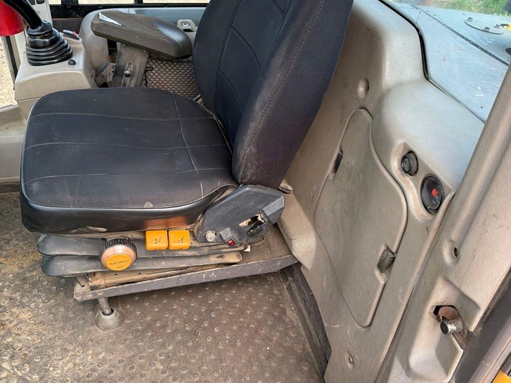 2007-volvo-l70f-image-43