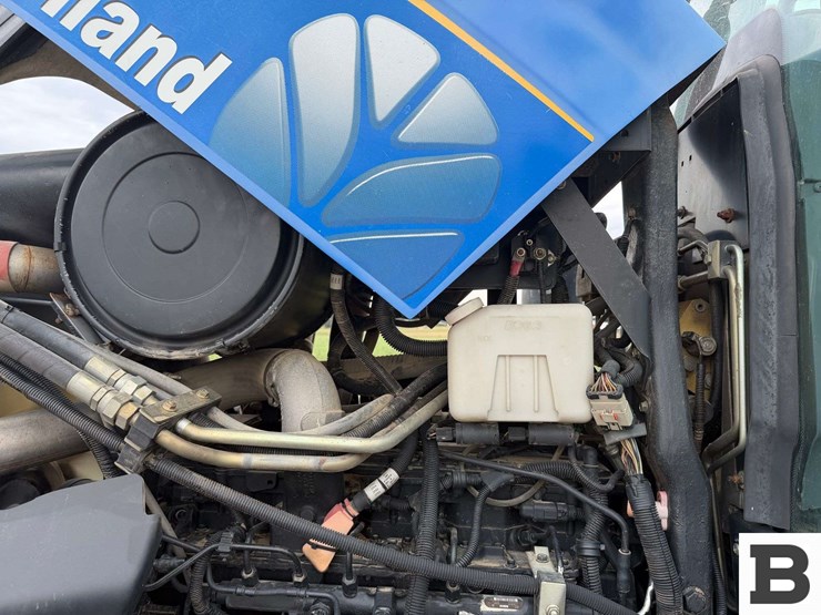 2007-new-holland-tg305-image-15