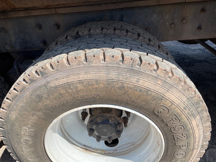 2007-mack-cl700-image-40