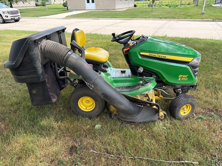 john-deere-350-image-1