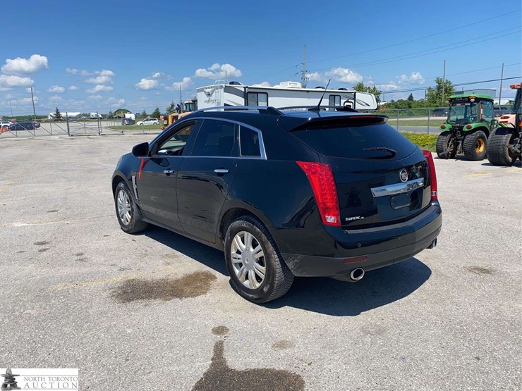 cadillac-srx-image-7
