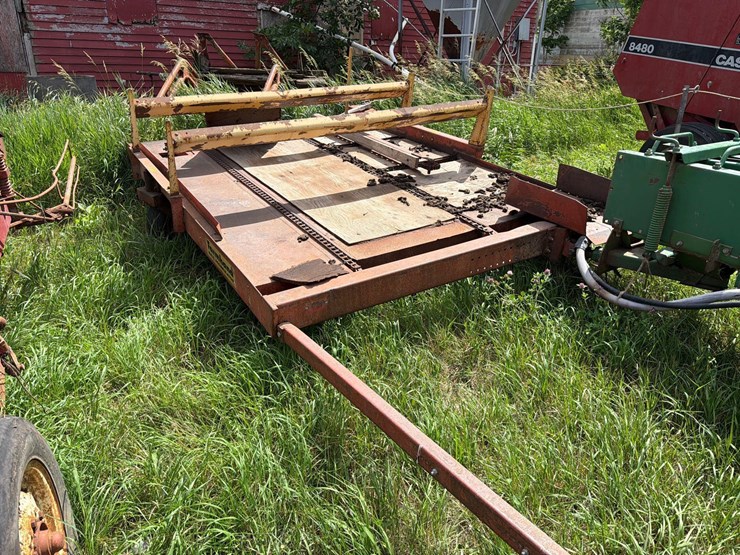 farmhand-8-bale-image-2