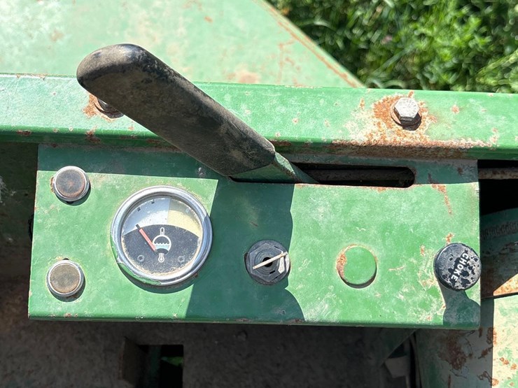 john-deere-800-image-26