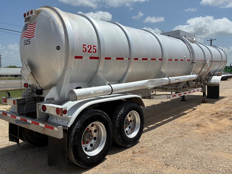 2012-heil-tanker-image-4