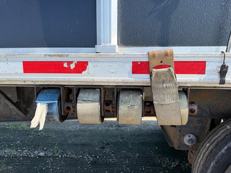 2016-fontaine-flat-bed-trailer-image-15