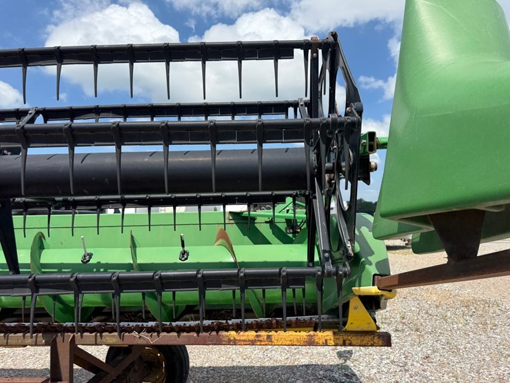 john-deere-630f-image-15